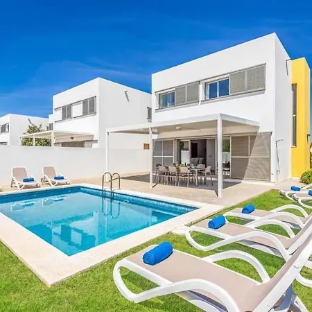 Sleeps 8 Pool Air Con Wifi Cala en Bosch