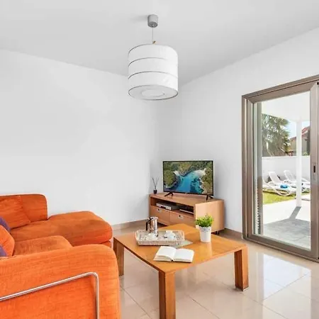 Sleeps 8 Pool Air Con Wifi Willa Cala en Bosch